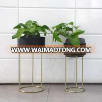 Indoor And Outdoor Two Size Metal Flower Pot Holder With Flower Pot